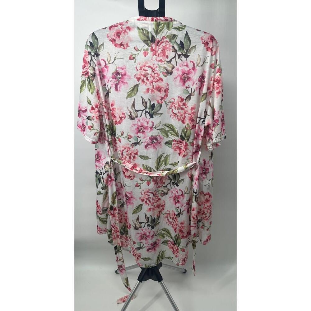 Show Me Your Mumu Floral Brie Robe. Floral Lightweight. Women’s OS Comfy